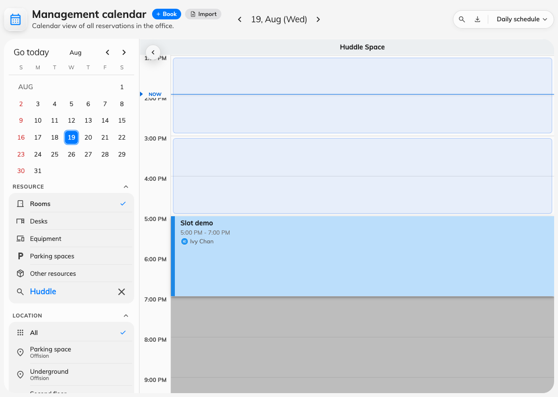 The management calendar, with the slot bands behind the day.
